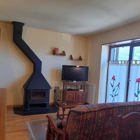 Lloguer Llarg Termini Triplex Comode - Vall De Boi Apartment *